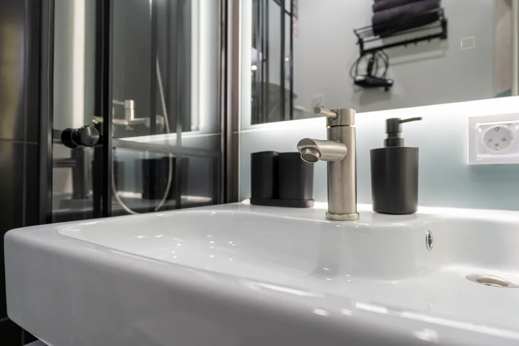 Квартира Квартира Новая студия в 5 минутах пешком от станции метро Площадь Восстания — Санкт-Петербург