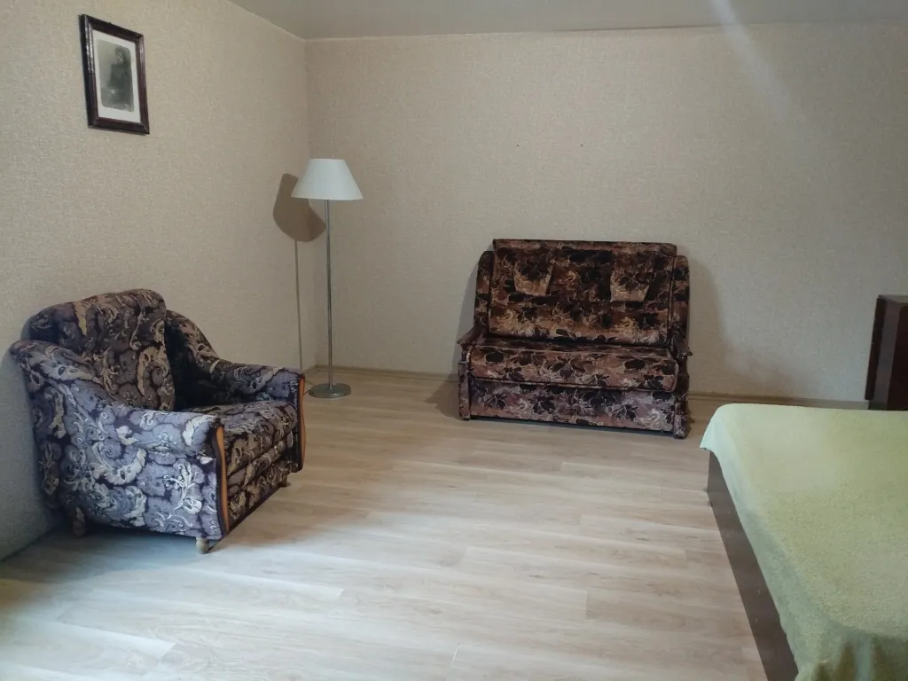 Комната в доме у родника за 3-й продольной магистралью