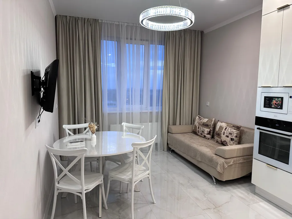 Квартира Квартира Уютная новая однушка с видом на озеро — Славянск-на-Кубани