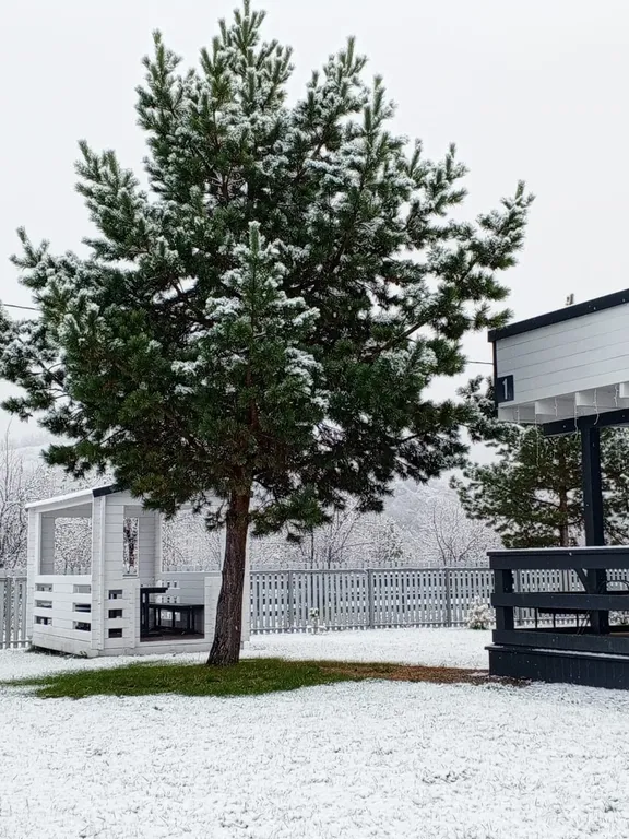 Уютный новый домик с видом на горы