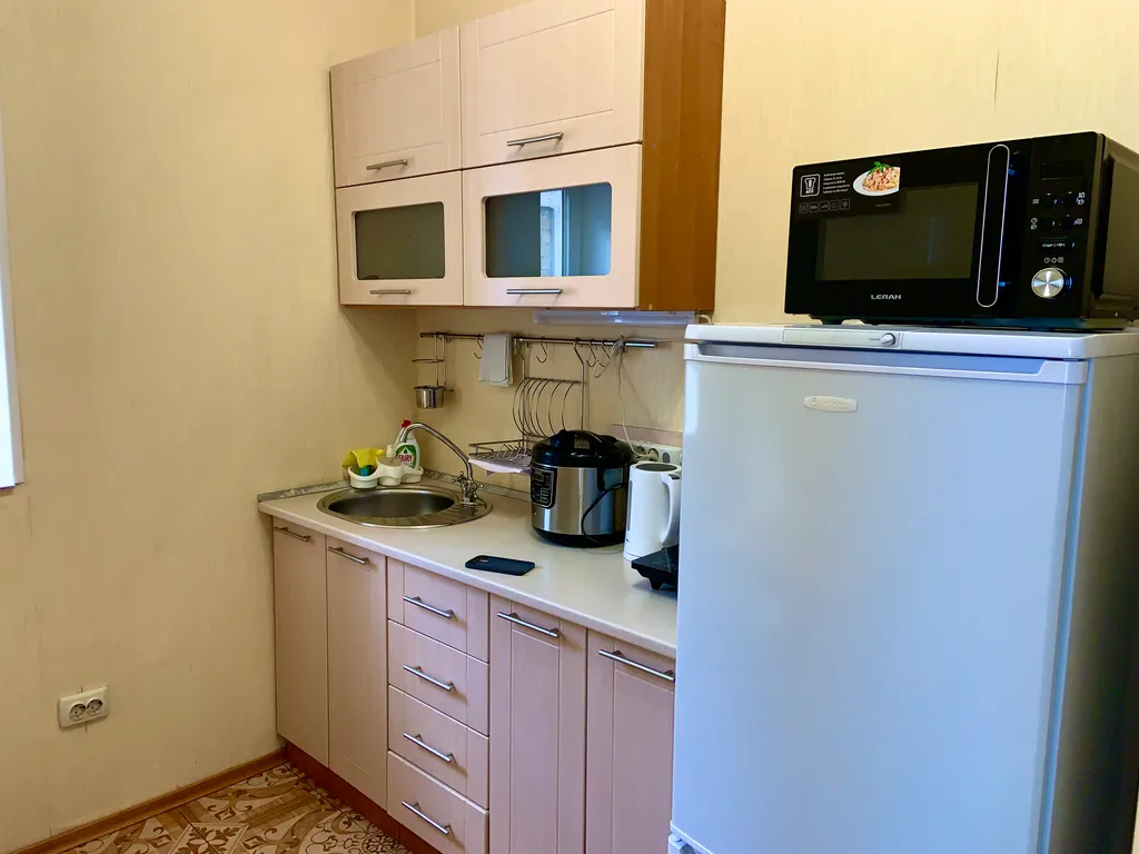 Квартира с видом и шумом моря