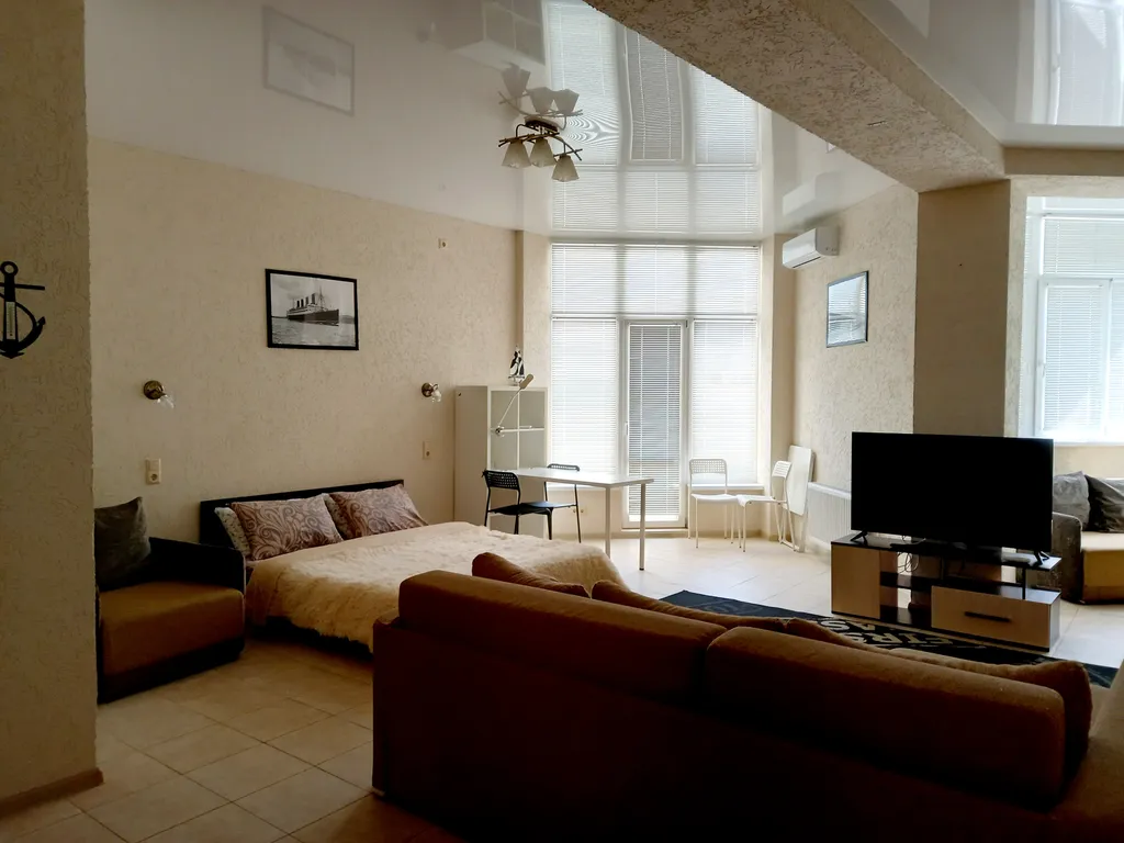 Просторная студия на первой линии у моря