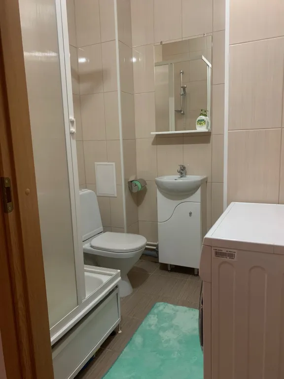 Flat all amenities Maki