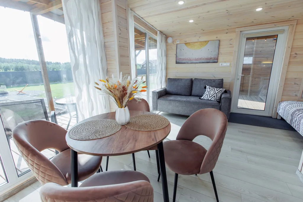 Новый, уютный дом