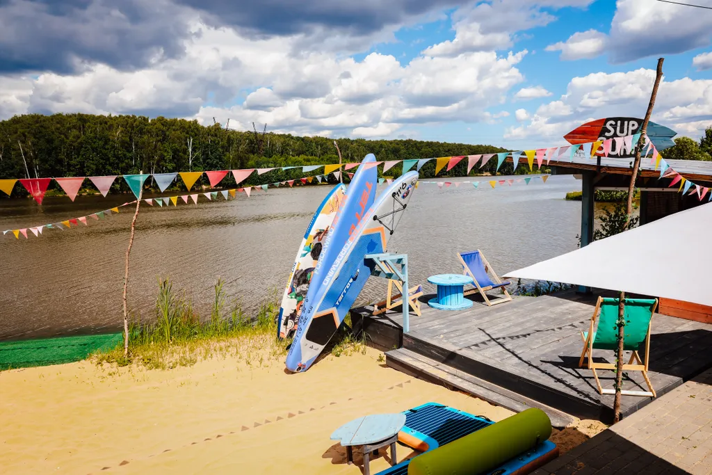 Гостевые домики у воды в 3 км от МКАД!