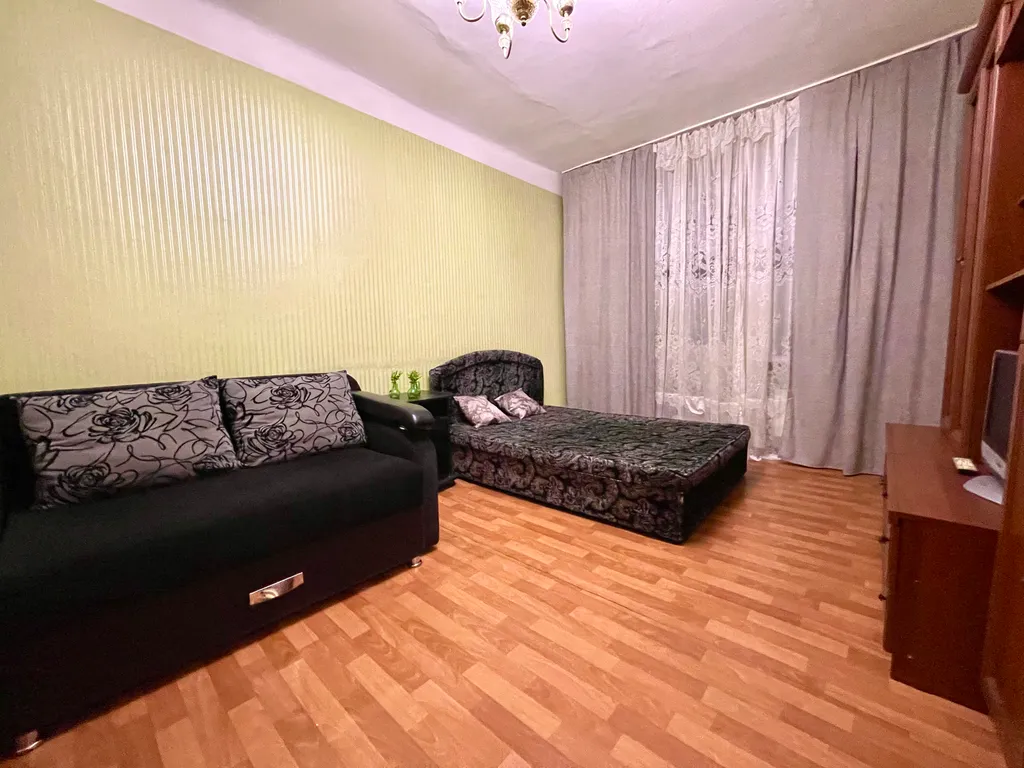 Квартира напротив Кристалл, городской парк