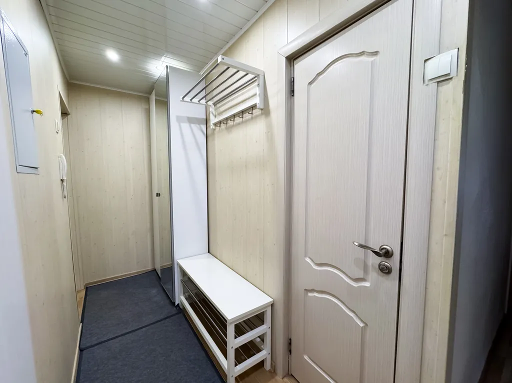 2‑комн. квартира в центре Мурманска на ул. Карла Маркса, 9