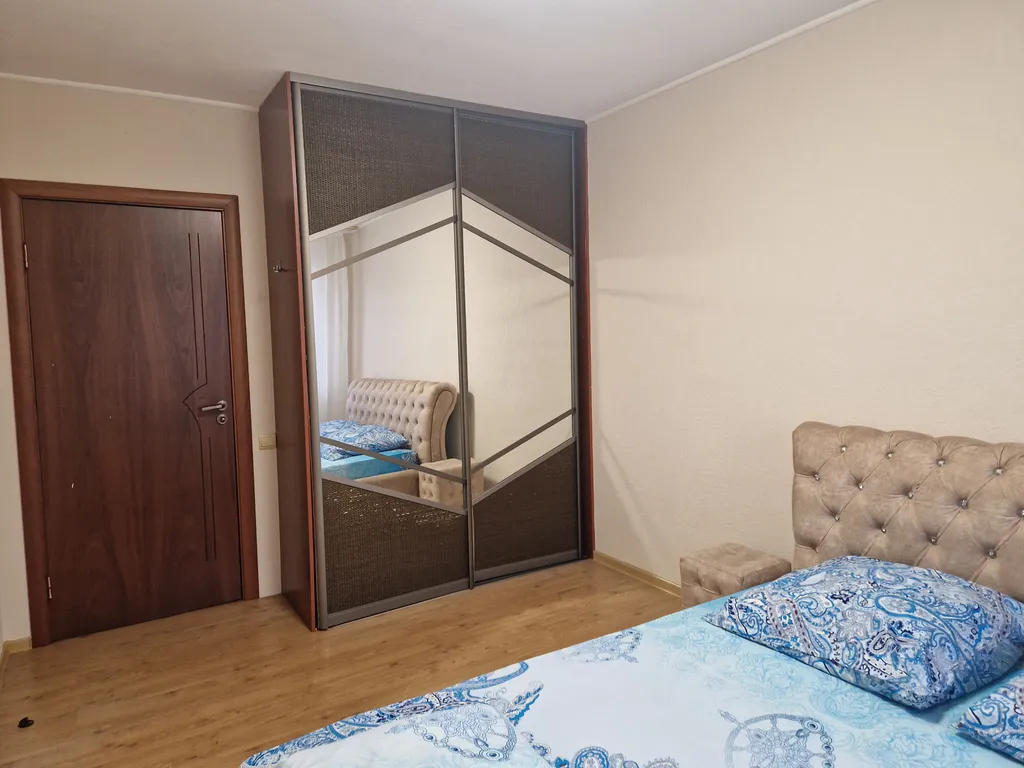 Центр города, ЦУМ, гостиница Ахтуба, Воинская часть 15 минут на машине