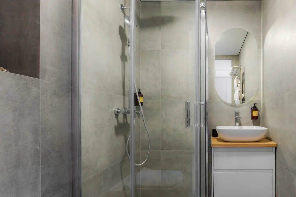 Студия с видом на горы и бассейном