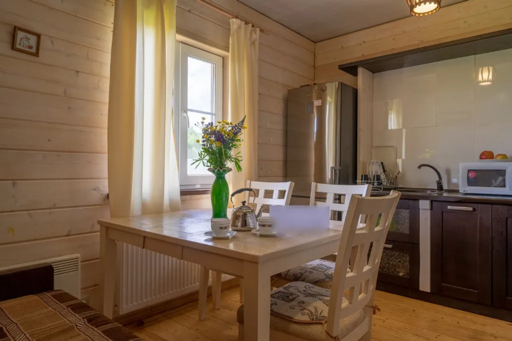 Коттедж Уютный дом с камином, баней на дровах и чаном в лесу на берегу реки — Старово