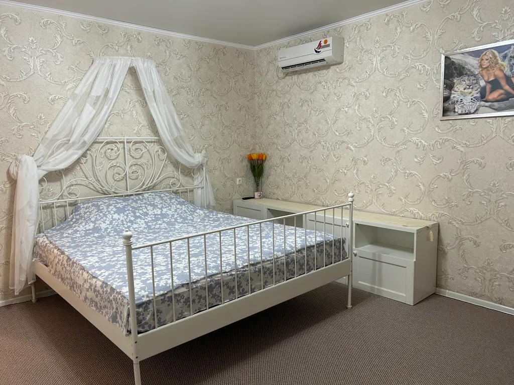 Квартира Комната — аренда посуточно в Полтавская