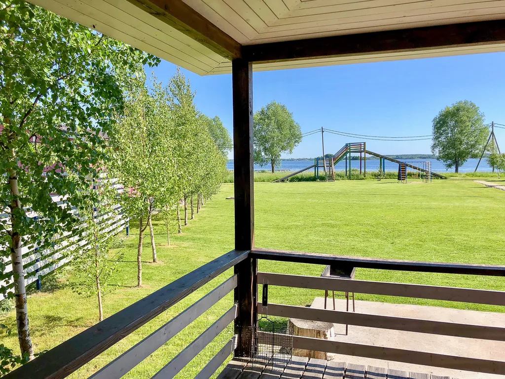 Коттедж 5-комнатный Дом — Луга