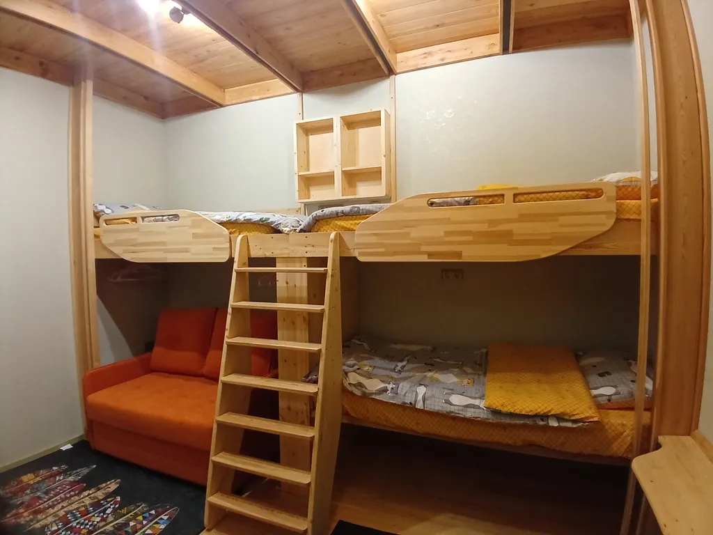 Дом с бассейном