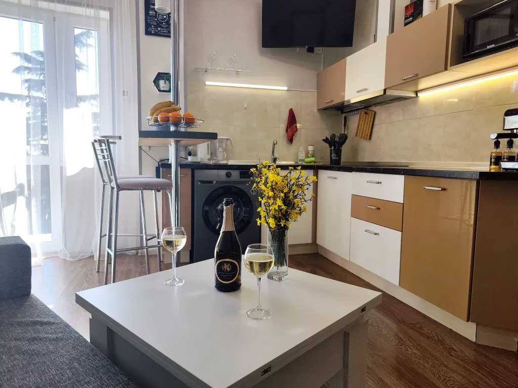 Премиум двушка с террасой на 1 линии