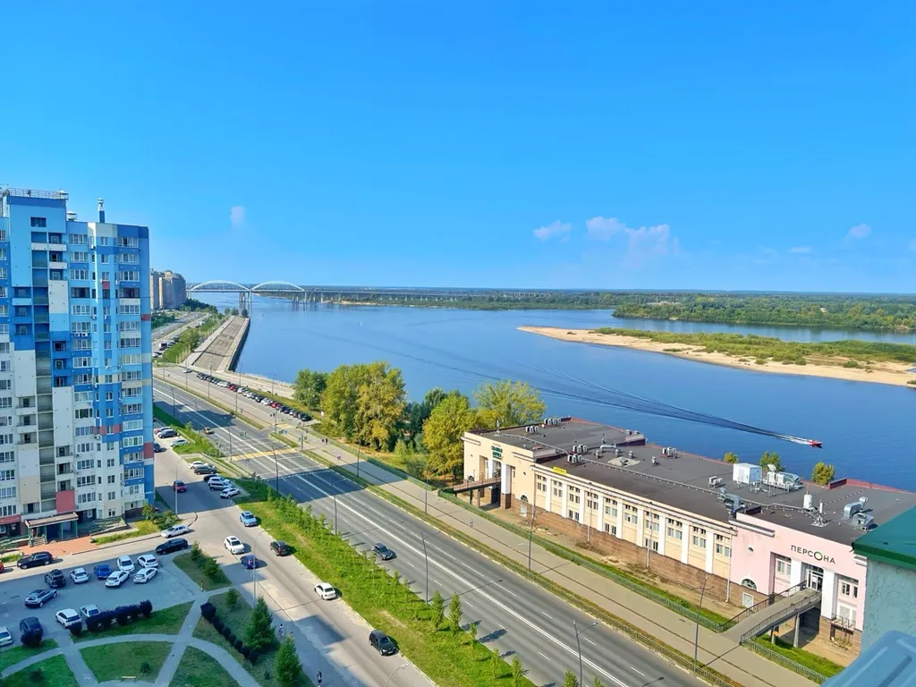 Квартира Квартира Просторная стильная студия с панорамным видом на Волгу — Нижний Новгород