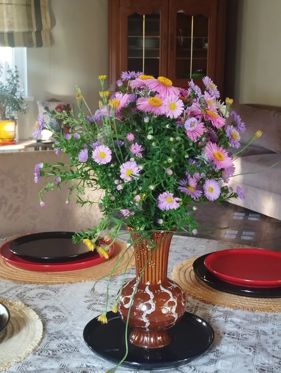 Хутор Избушка на опушке леса, возле реки