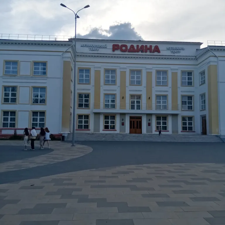 Стильная квартира с видом на Волгу и Романовский мост