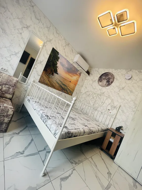 Квартира Новая студия в гостевом доме на 3-4 человека, вся техника — аренда посуточно в Феодосия