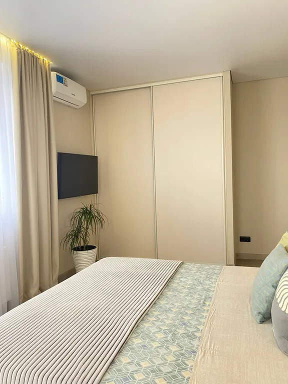 Современная двухкомнатная квартира в ЖК Кристалл