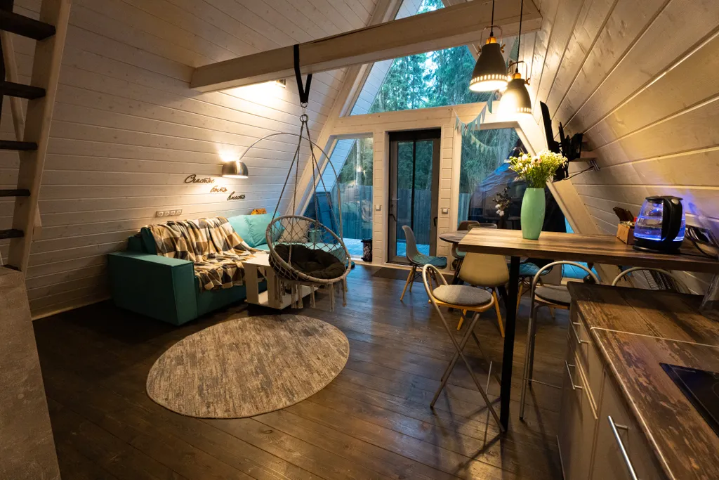 Дом Hamster в хвойном лесу у Большой воды