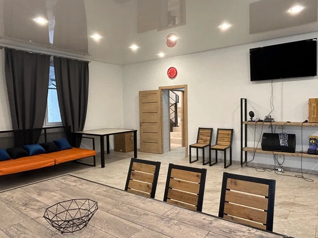 Уютный коттедж рядом с минском, с баней на дровах и бассейном