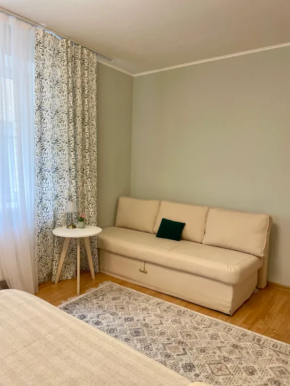 Просторная 2-комнатная квартира у реки Шоша на первой линии