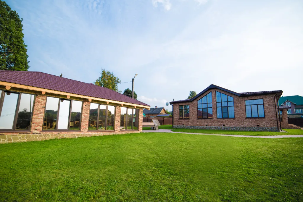 Дом Веськово с видом на озеро Плещеево