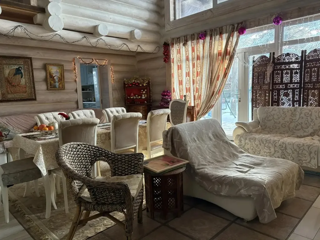 Усадьба Хоромы в соснах