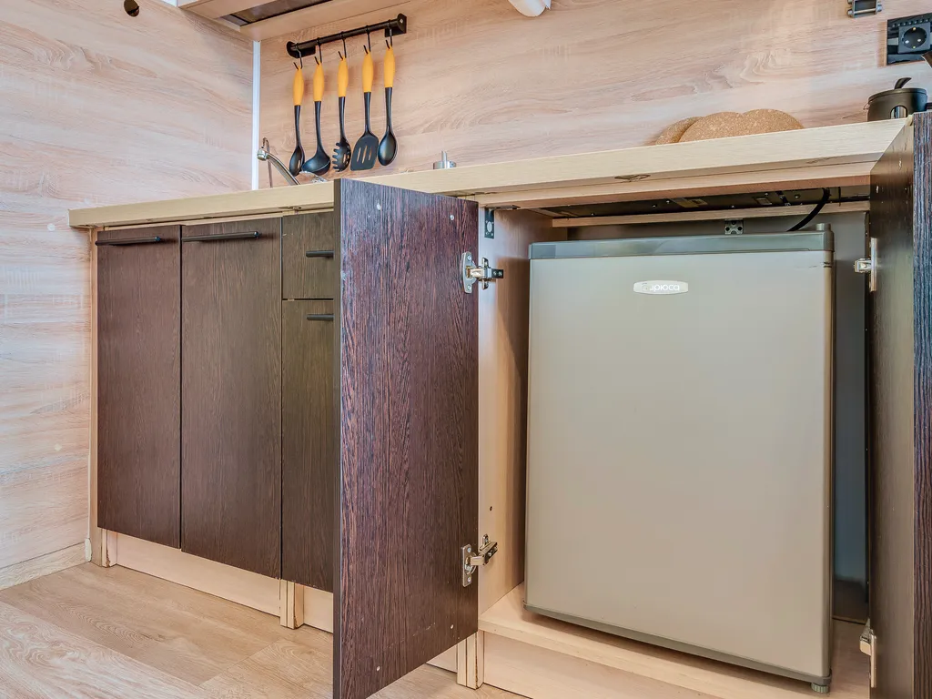 Новая студия, чистый подъезд, свежий ремонт, рядом аэропорт