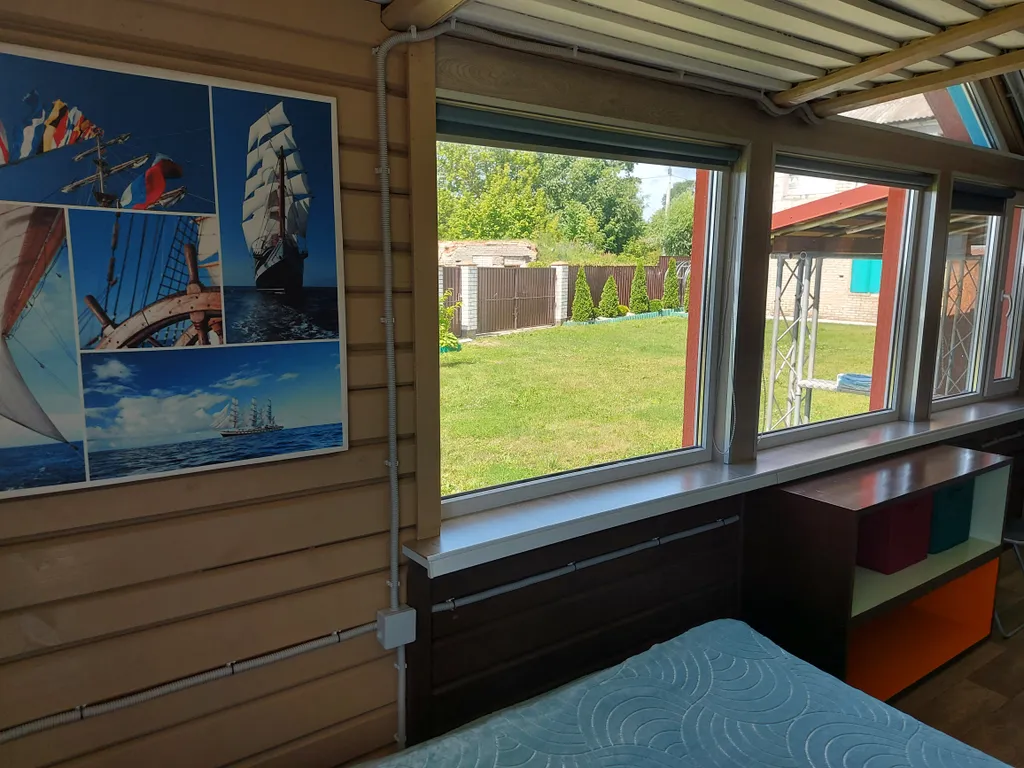 Уютный семейный коттедж с прекрасным видом на озеро Дривяты