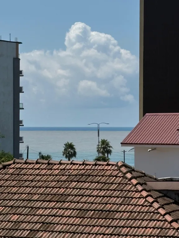 Ваша теплая и стильная гавань у моря Sea Wave Apartment