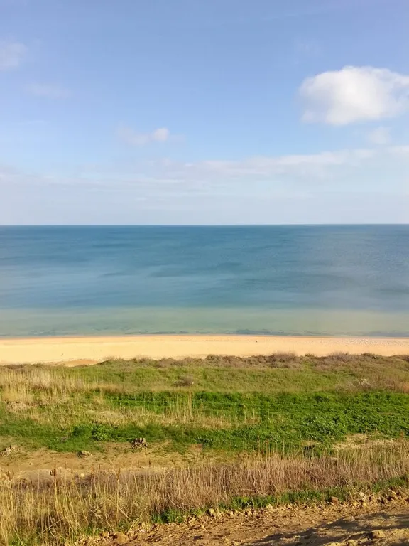 Дом на берегу моря