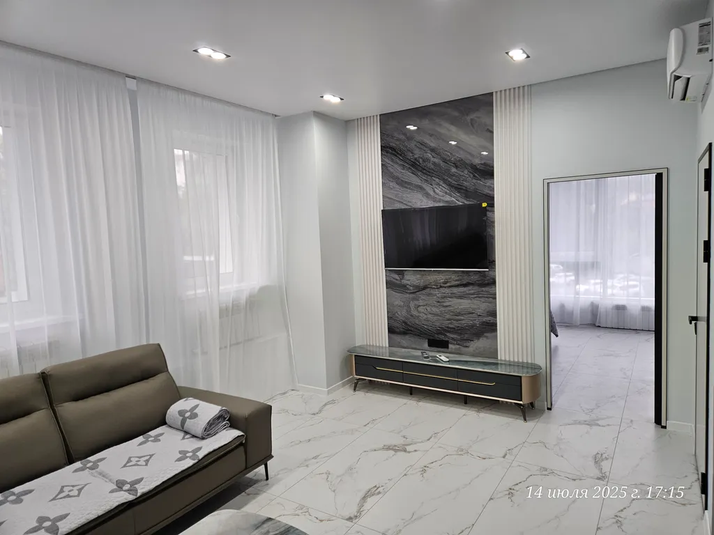 Квартира с новым люкс ремонтом 3 минуты до моря