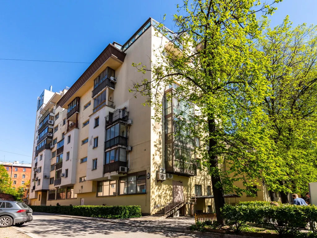 Апартaмeнт c террасой в 5 минутах от Петропавловской крепости