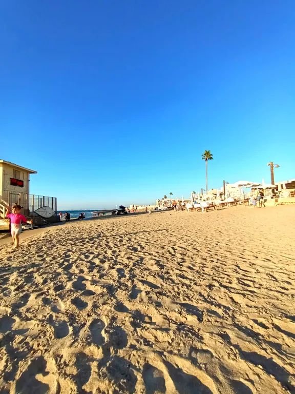 Потрясающие 2-комнатные апартаменты на берегу моря