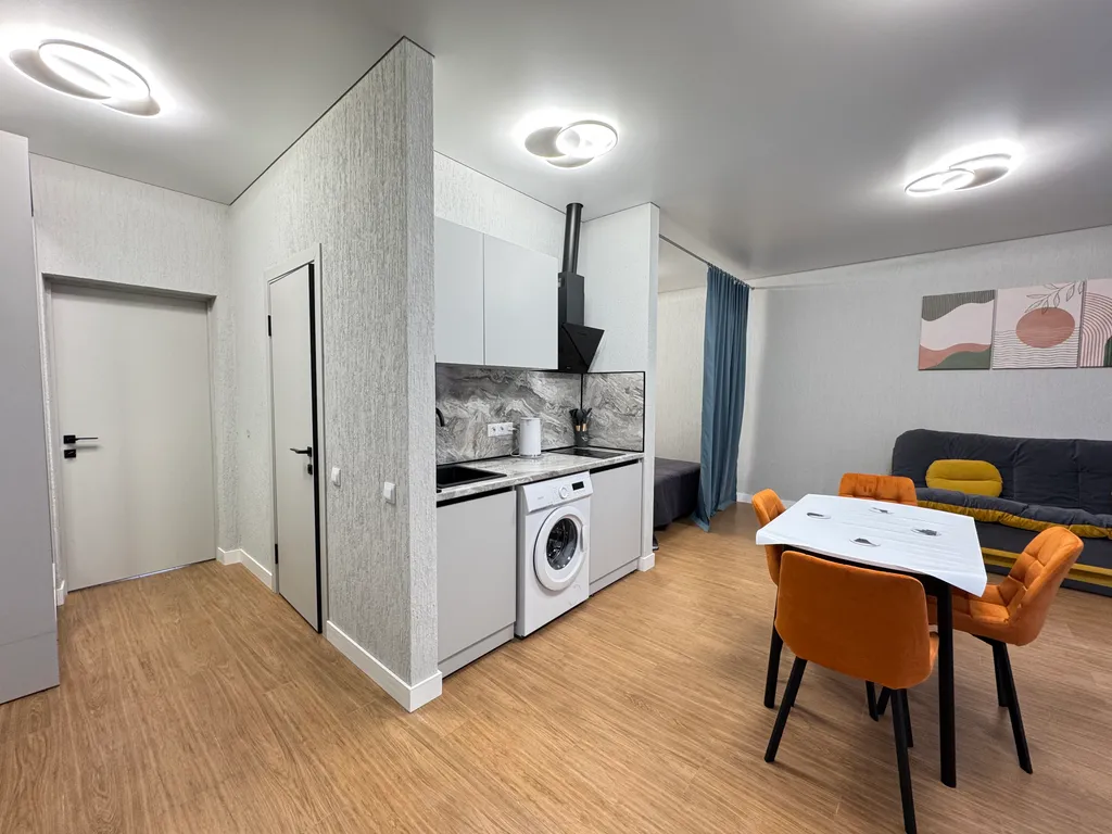 Студия с дизайнерским ремонтом