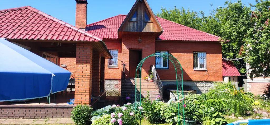 Коттедж Дом с сауной и бассейном — Гжель