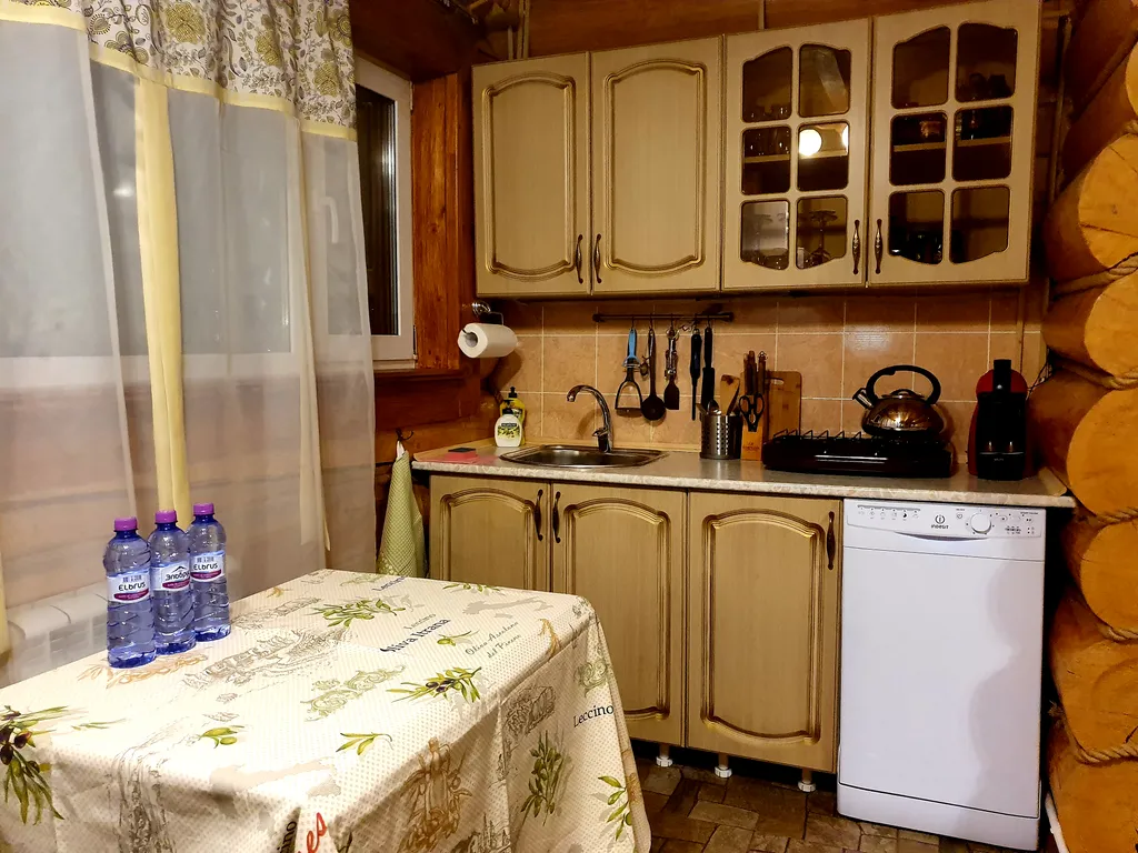 Коттедж с 1-й спальней, камин + сауна