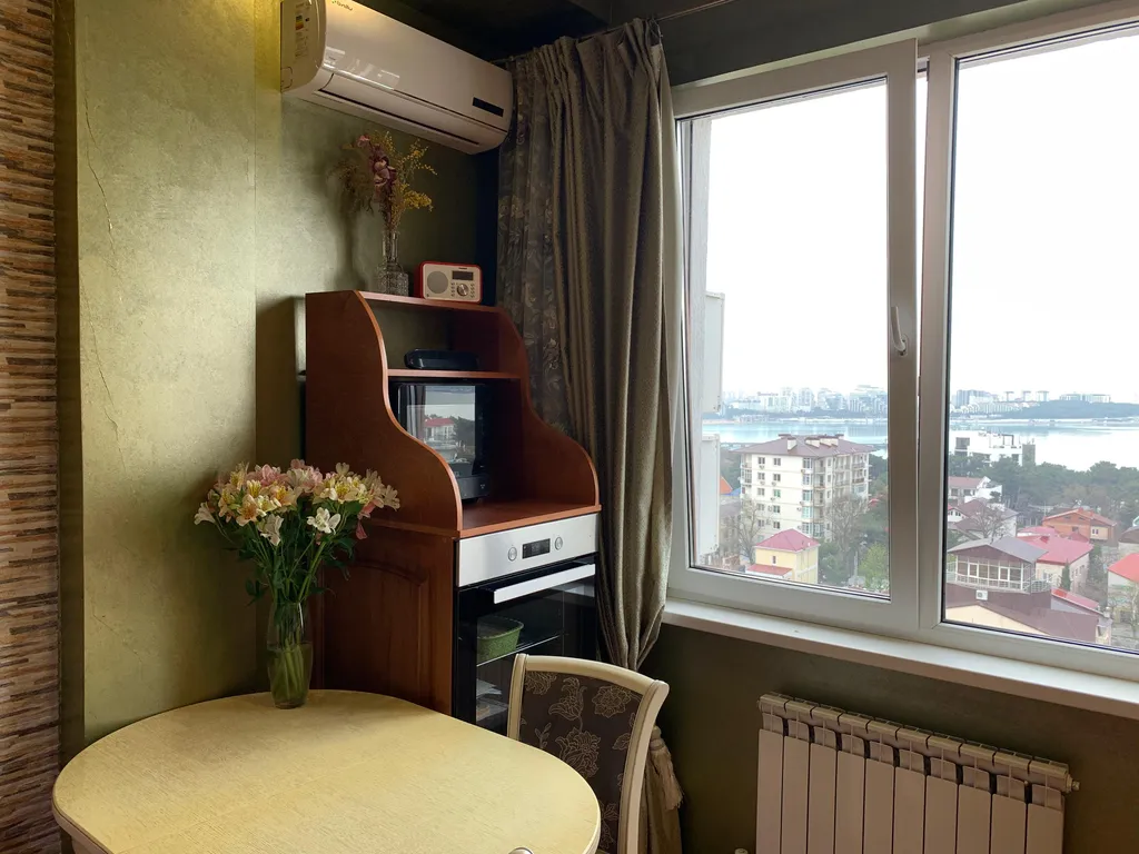 Квартира Квартира Центр, потрясающий вид на море, на всю бухту, 250метров до набережной — Геленджик