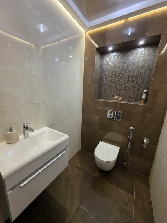 Комфортная квартира с дизайнерским ремонтом в новом ЖК Цветы