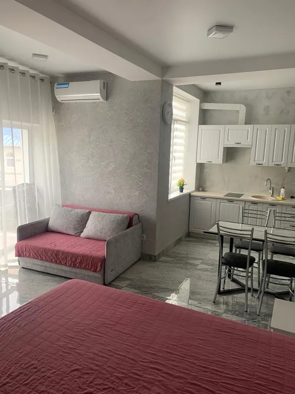 Комфортная квартира-студия — аренда посуточно в Партенит