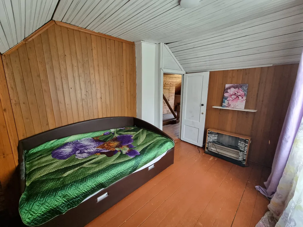 Коттедж Уютная половина зеленого домика вблизи центрального пляжа — аренда посуточно в Сертолово