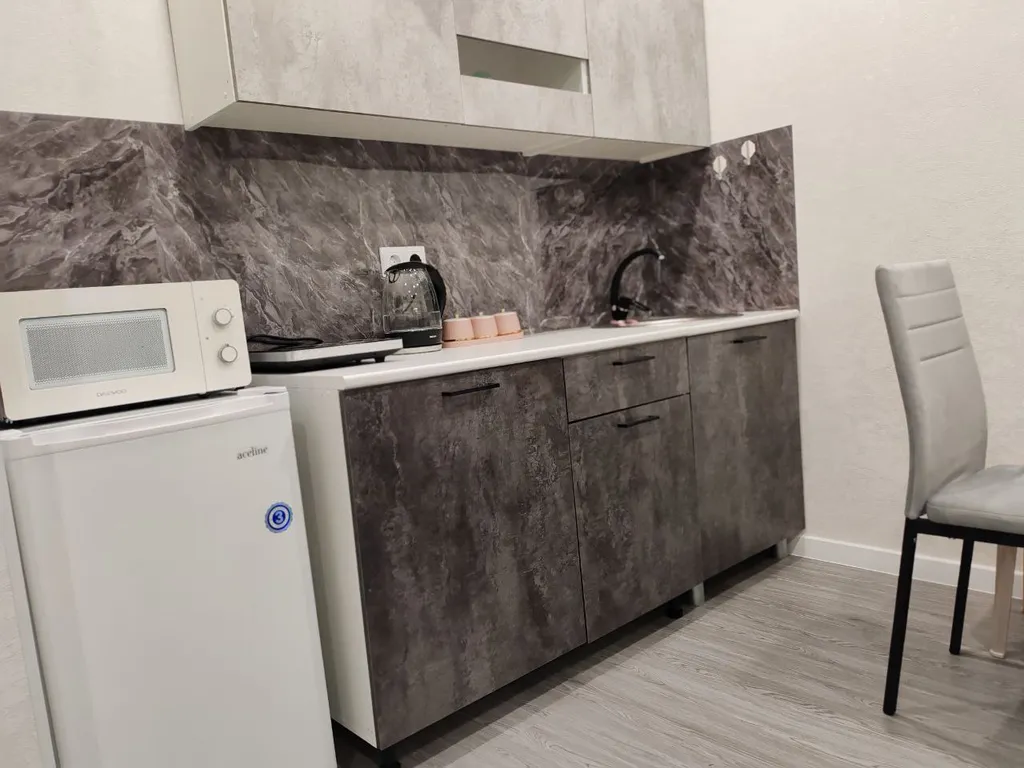 Уютная квартира - студия в новом доме с видом на Китай