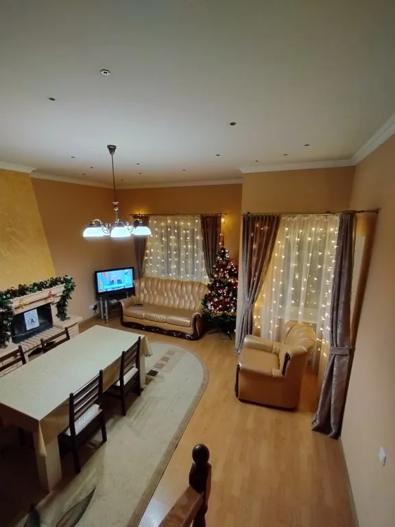 Комфортабельный коттедж в центральном районе — аренда посуточно в Минск