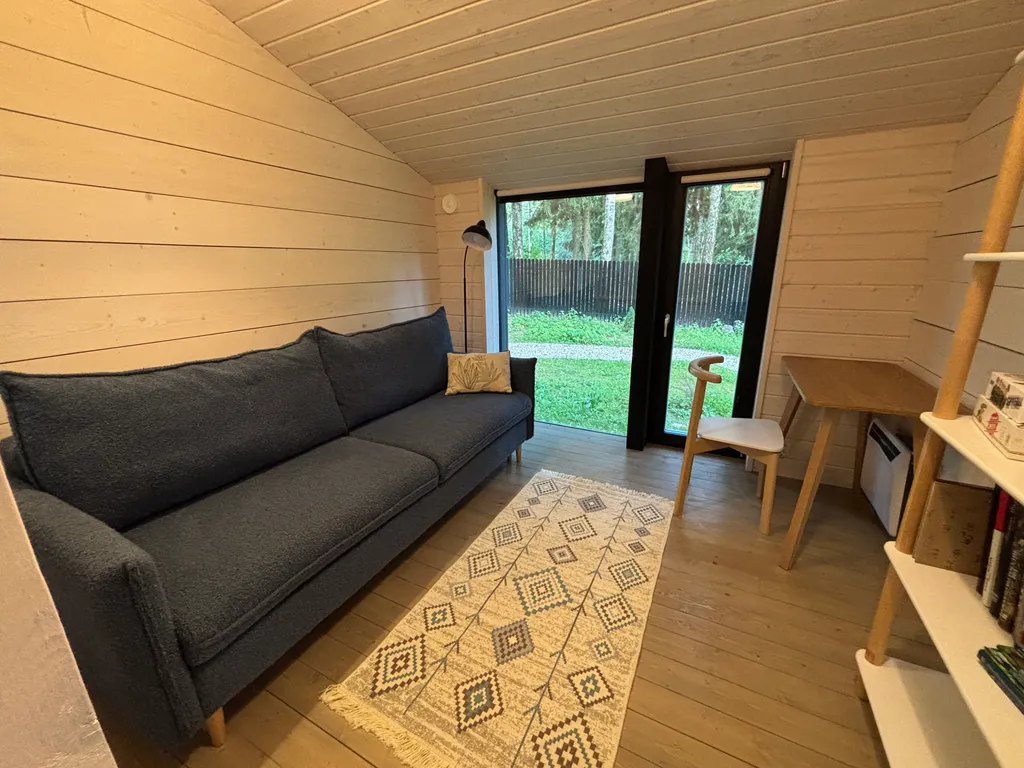 Стильный домик в лесу рядом с Икшинским водохранилищем