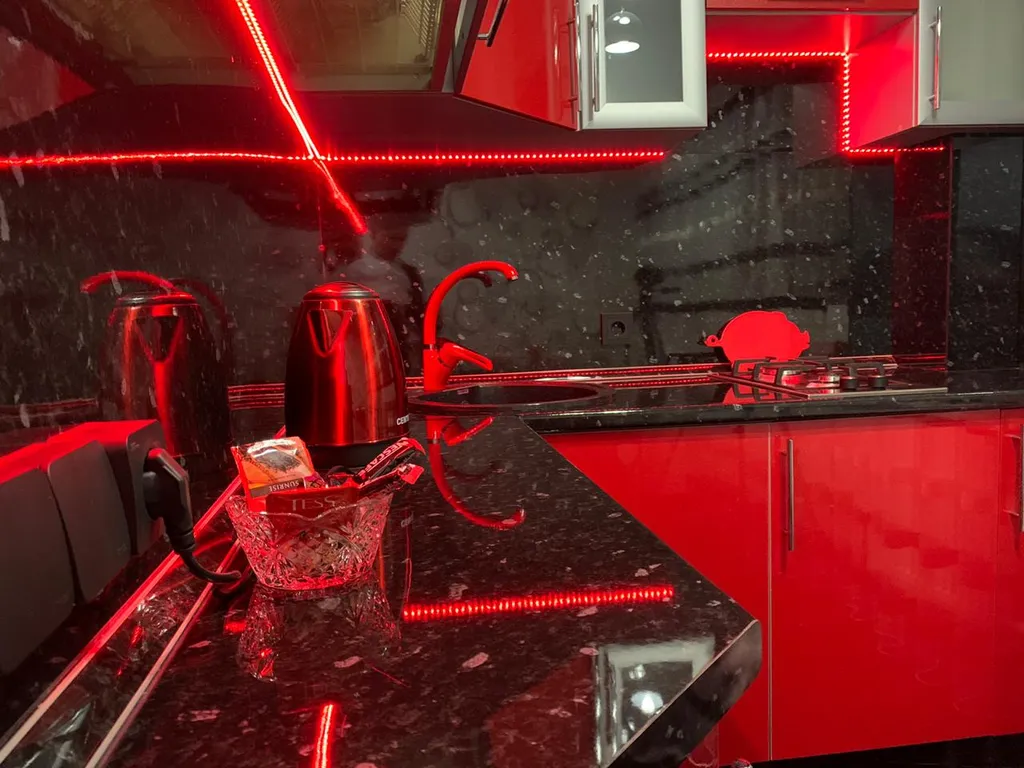 Квартира Квартира у парка, с удобным выездом на Санкт-Петербург и Москву — Великий Новгород