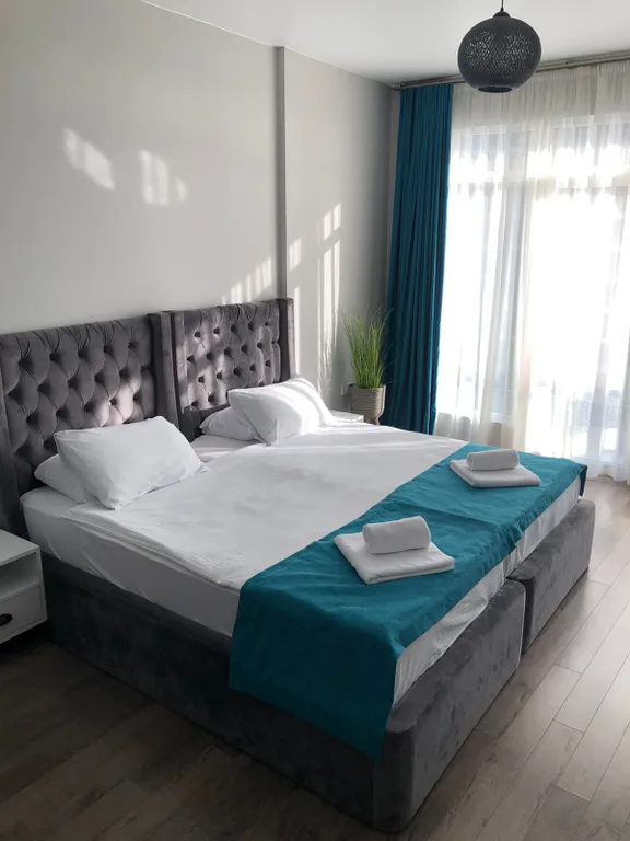 Whait Sails Apartments