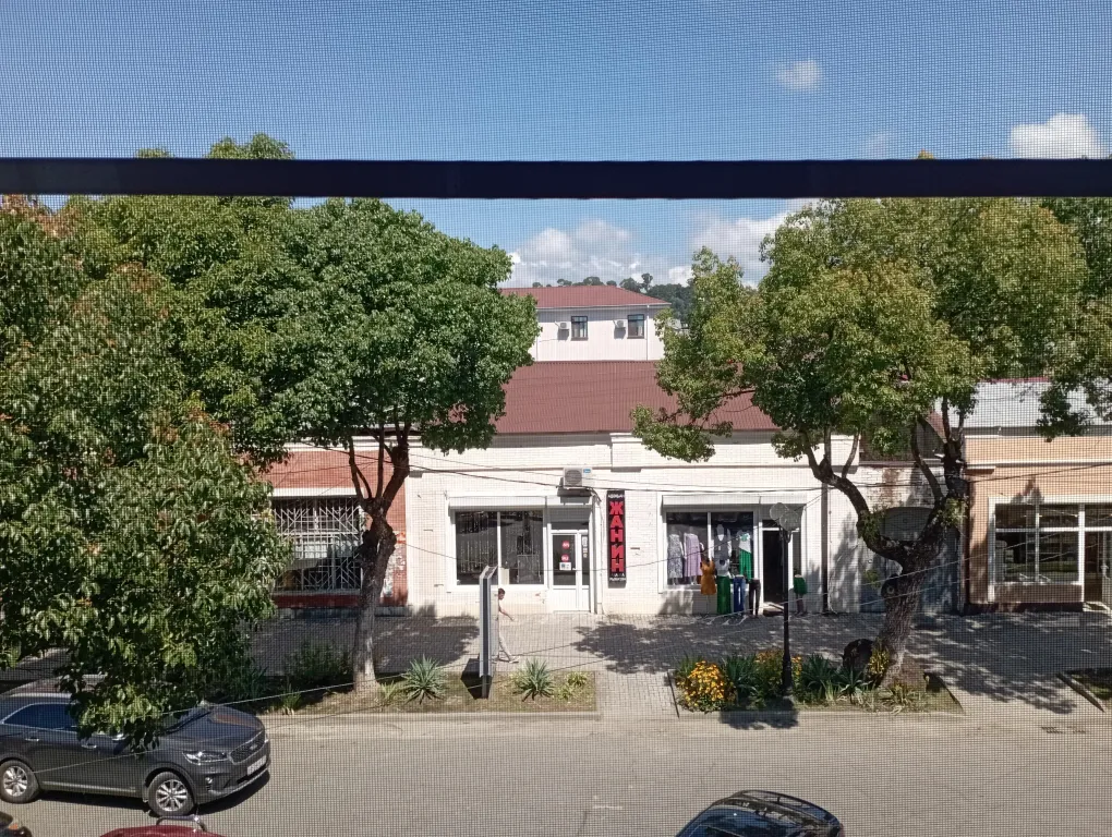 Квартирка на тихой улице Сухума