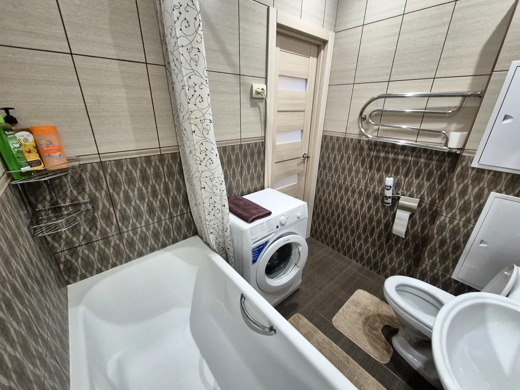 Комфортная квартира с хорошим ремонтом в Ивантеевке в новостройке