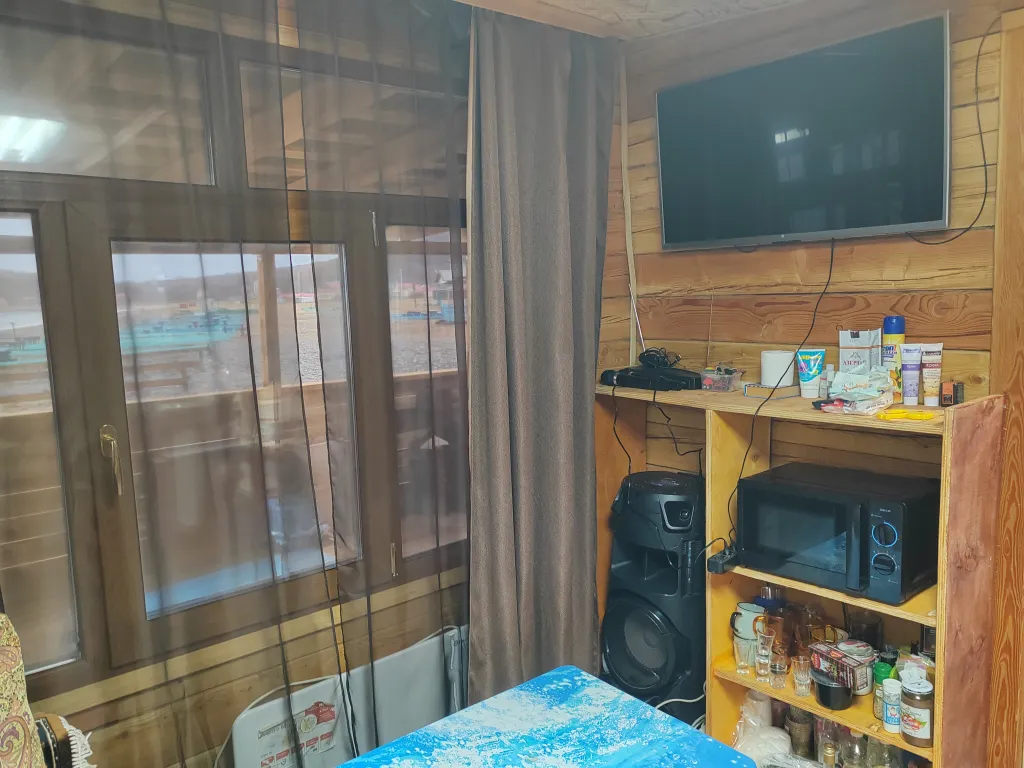 Комплекс с баней из бруса на берегу моря